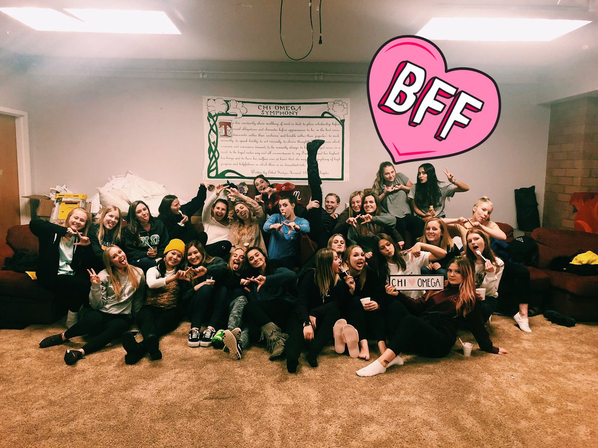 nauchiomega's tweet photo. Nothing better than a secret sisterhood event to send us into the weekend 💗 Thank you @maadijooy and @_twillis for planning such a fun event! #LICO https://t.co/yxsAlNDjHB
