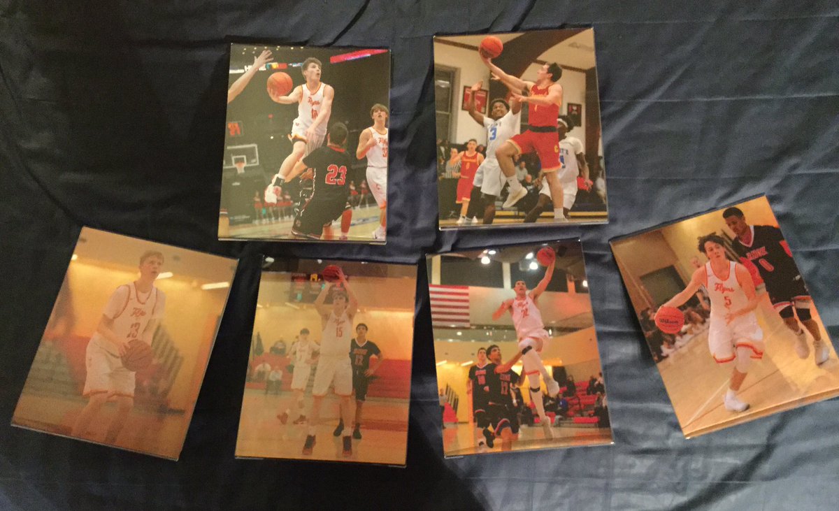 Geoff_Walter's tweet photo. To all the @Chaminade_Hoops seniors, hope you enjoyed the photos you got tonight! #FlyersHoops https://t.co/nL2pcr8V0G