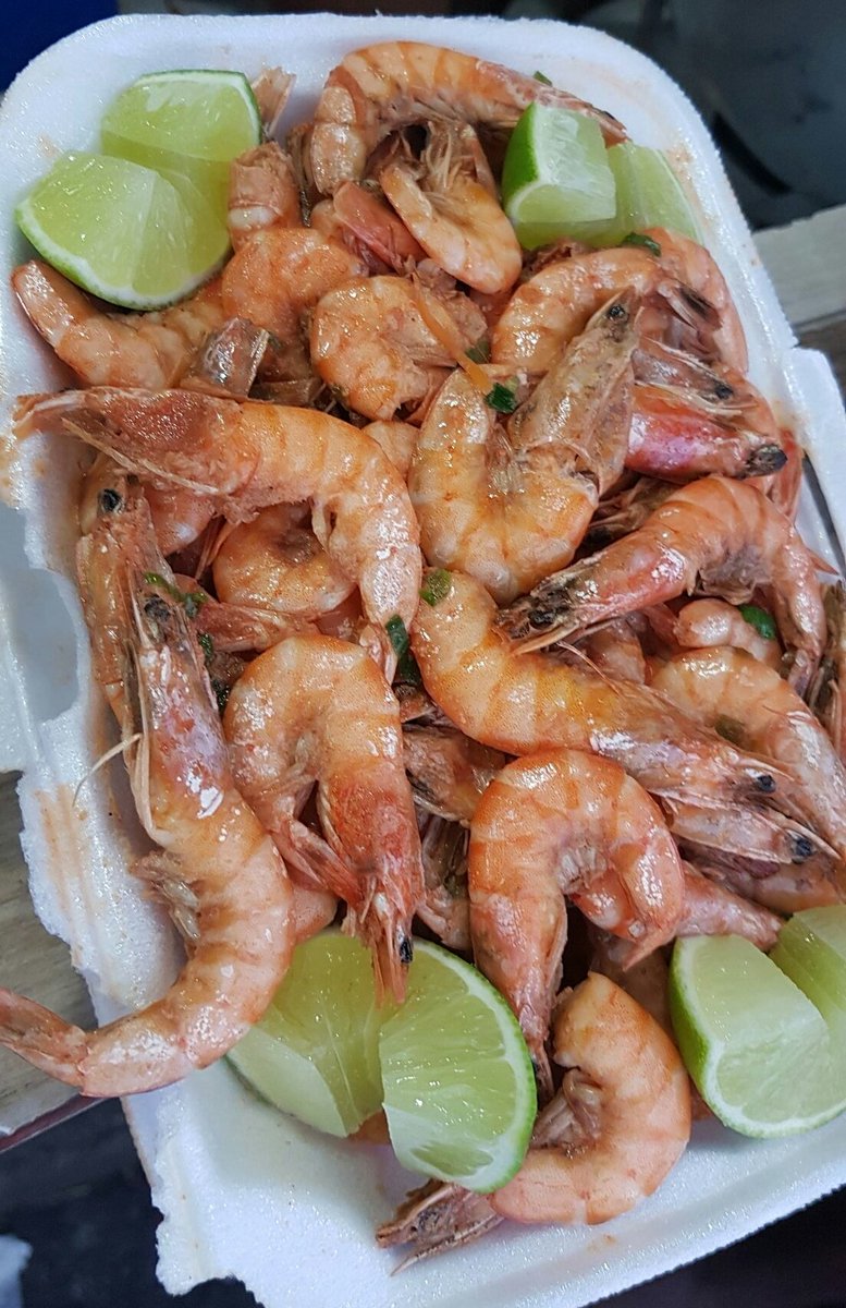 JojoToddynho's tweet photo. Olha gente que eu ganhei 😍😍򔐽򓐠adoro comidas https://t.co/fWTP7UBcXR
