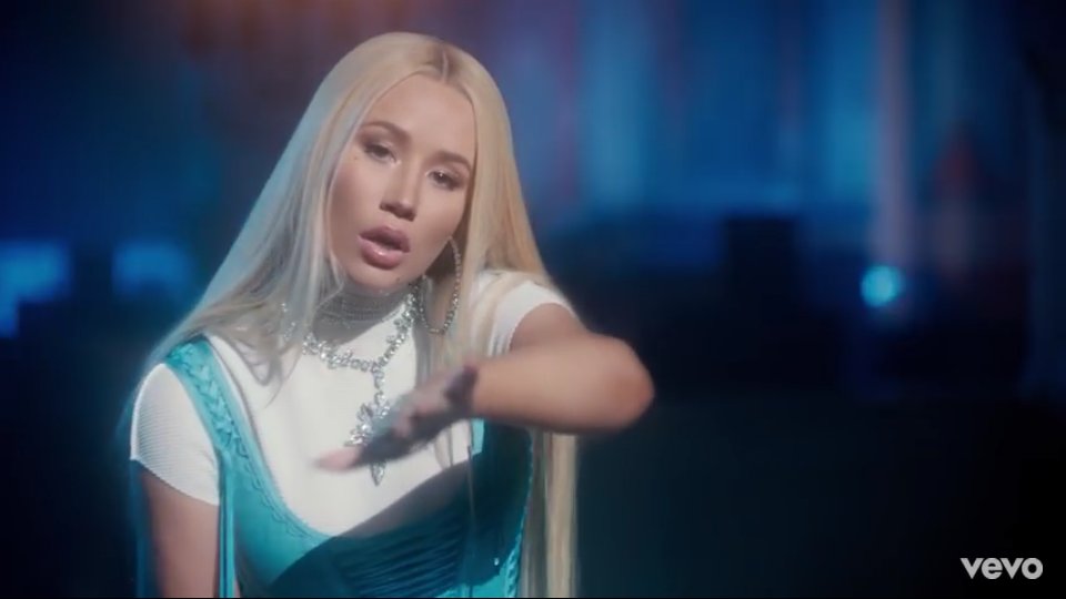Swiftrelated89's tweet photo. We #Swifties love and support @IGGYAZALEA #SaviorMusicVideoOutNow #SaviorOutNow https://t.co/G4zlo0Ny9l