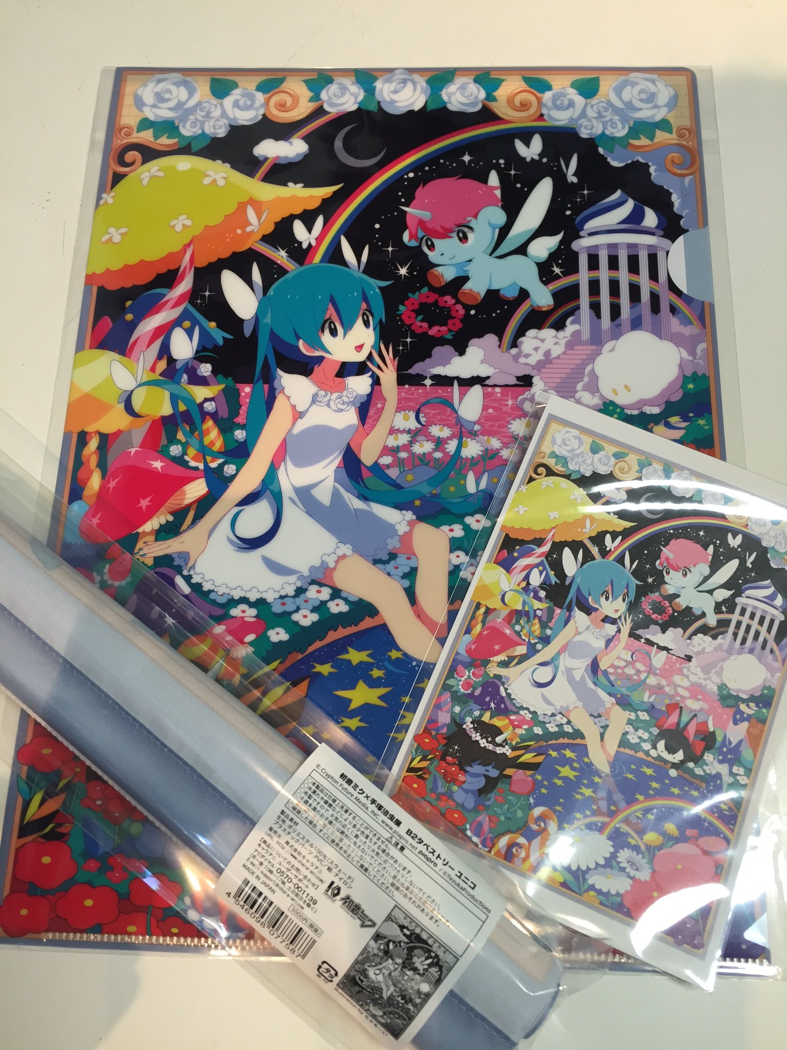 初音ミク 手塚治虫展 B2タペストリー