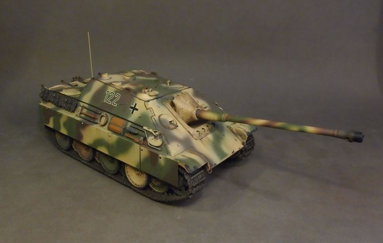 peternathantoy1's tweet photo. We are down to our last #Jagdpanther from #JohnJenkinsDesigns, which is now sold out by the manufacturer.

https://t.co/sdoMRIdvW6

#MilitaryHistory #Toysoldiers #WWII #theQVB #Sydney https://t.co/QEZBJAA7Df
