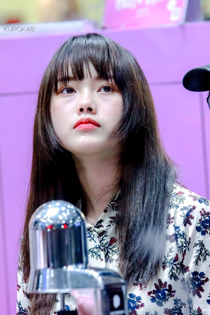 KUROK48's tweet photo. เดี๋ยวนี้เป็นคิวท์บอยละหรออคับบ✨😳
#มิวสิคคิวท์บอยตัวน้อยน่ารัก #MusicBNK48 #BNK48 https://t.co/0MzRSOuqND