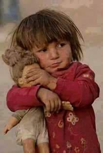 iFaridoon's tweet photo. Dear Doll,what's happening around me is too gruesome n brutal 4 u 2 see.I don't know why people r killing so savagely n why others are silently watching all this. Maybe the silent ones don't have children.I am too small to understand all this. And yes, the Blood Stinks! 

#Syria https://t.co/IJranJ2cO0