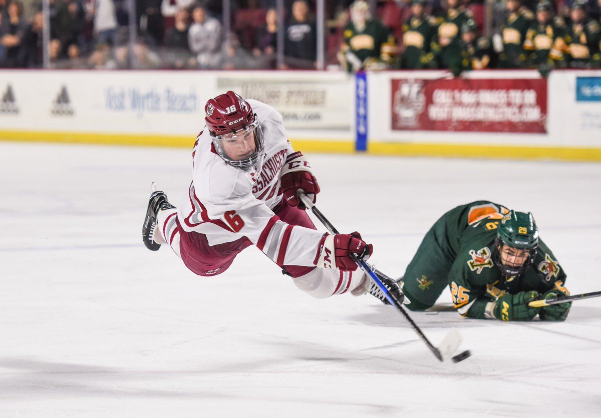 So...Cale was mid-air when he took a shot against Vermont tonight 😳 #UMasshockey #hockeyeast
