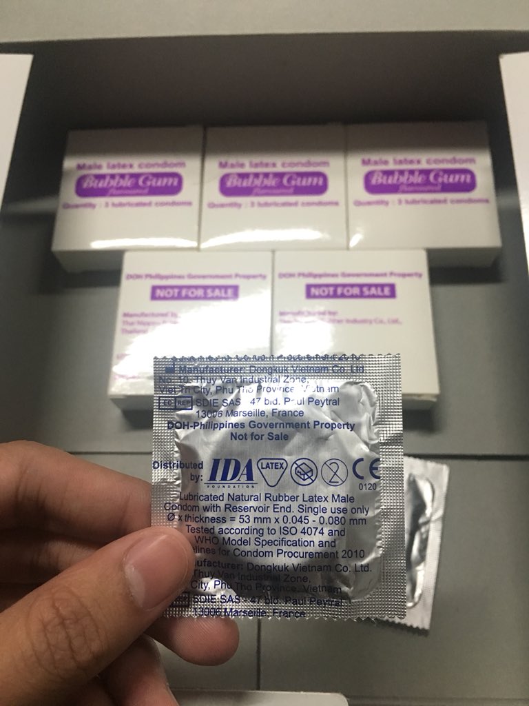 4) FREE CONDOMS!- govt distributed; this is what  @upbabaylan & other advocates distribute- slightly thicker than our fave condoms but is well & goodPrice: libre na nga arte ka pa?You can get these at social hygiene clinics. Install  @safelyph to help u locate ‘em better