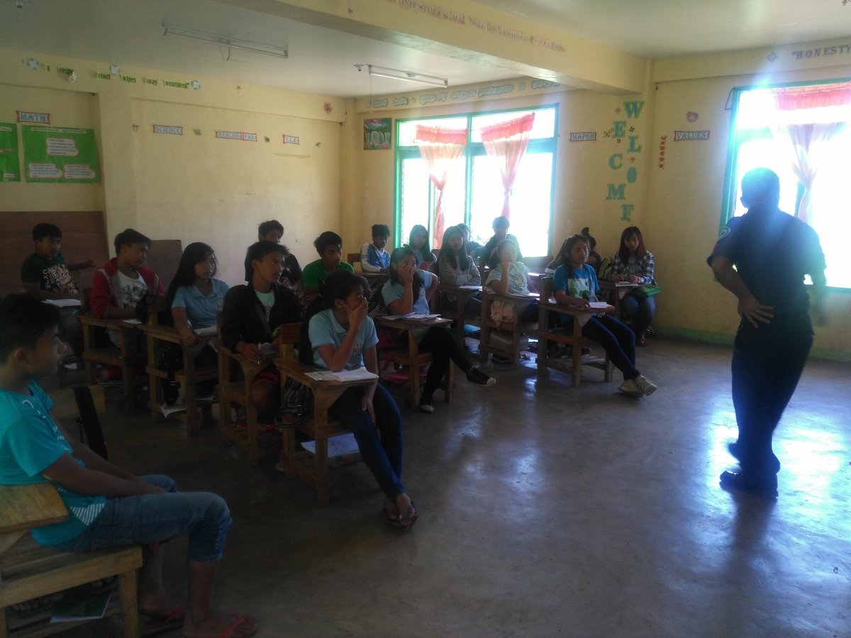 PNPSadanga1's tweet photo. SPO2 Francis III A. Dangiwan lectured on CATA, Crime Prevention, Anti-illegal drugs and RA 8353 (Anti –Rape Law) students of Saclit NHS, Sadanga #IntensifyCommunityAwareness #PulisKoTitserKo #PNPPatrolPlan2030 #PNPDoubleBarrel @pio_mtprovppo @rwinp88 @ProcorRpcrd @PNPMtProvince https://t.co/pgvYDlcyBH
