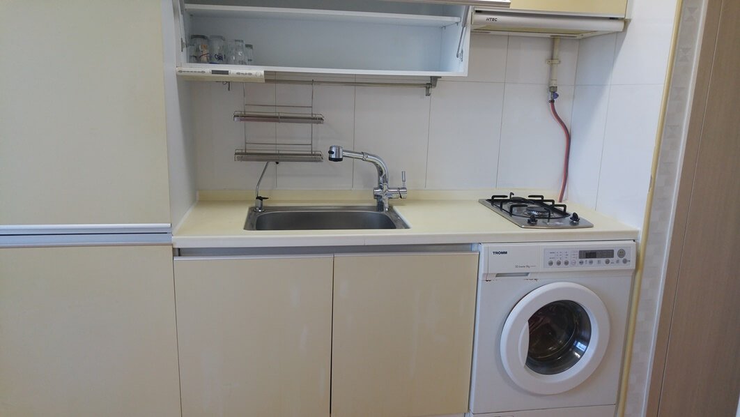 이사철이 다가 오네요.
이사 준비하는  분이라면  포장이사업체  알아 보실텐데,
아래 글 참고해 보세요.

#이사철 #이사 #이사스토리

blog.naver.com/nemjun/2212201…