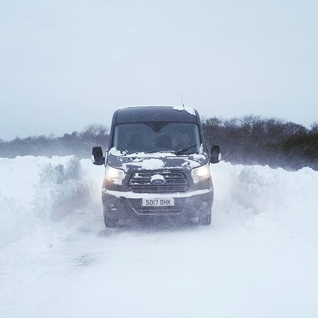 old_school_fab's tweet photo. Braving the crazy weather to make it out to the workshop today. Probably not the best idea! Hope we can make it home...#snow #weather #eastlothian #attheworkshop #adventure #van #blizzard #stuck #oldschoolfabrications https://t.co/L2pEh2CBiV