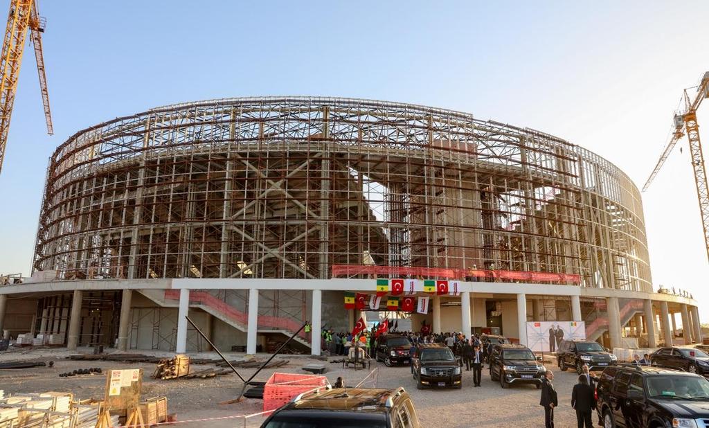 amadoud98130314's tweet photo. Une immense foule en accueille aux présidents @Macky_Sall et son ôte S.E.M #racep tayipp erdogan aux chantiers de l'aréna et du marché d'intérêt national de DIAMNIADIO @elhadjkasse @BBYSenegal @AprChine @baelimane @Aliou_apr_Ba @Aliou_apr_Ba @djibrilsene24 #senegal https://t.co/xobTv15wq8