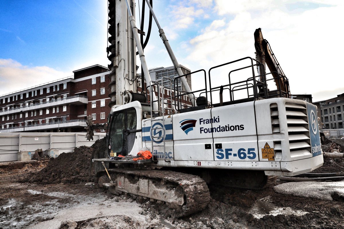 FFoundationsUK's tweet photo. Frankis SF-65 in full swing at our Hackney road site. https://t.co/bXzHoUx9ZH