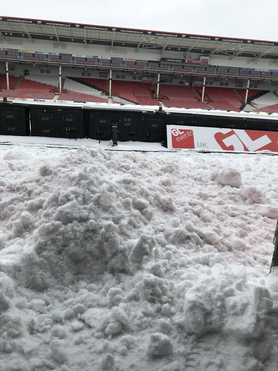 If you’re able to make it this morning, any help would be massively appreciated! Please report to reception with shovels, brushes etc! ❄️