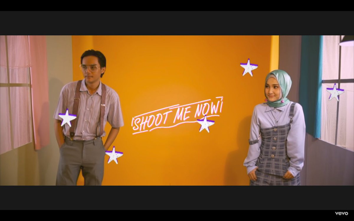 #SonyPlaying Pagiii! Selamat &amp; semangat beraktivitas yaa

Pagi ini tonton music video terbaru <a href="/FatinSL/">Fatin Shidqia Lubis</a> - 'Shoot Me Now'

lnk.to/ShootMeNowMV