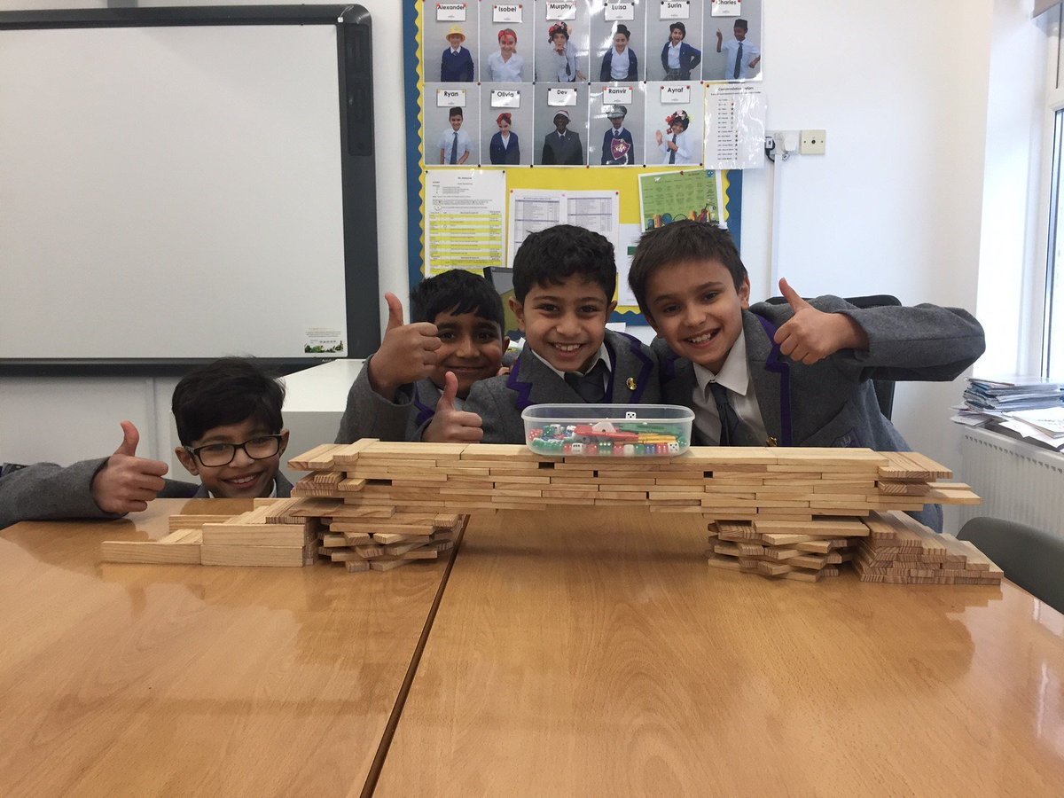 BansteadPrep's tweet photo. Great STEM work keeping these kids warm today! Engineering worthy of Brunel. #STEM #schoolstillopen #BPS_STEM https://t.co/T6zt4IZsfb