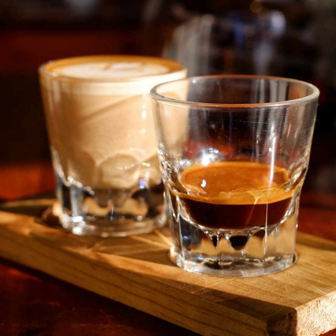 linearcoffeeph's tweet photo. Yet another disrupting trend from the Cebu coffee scene by Linear:

Ethiopia Gori Geisha (Natural)🍒

P150 for

1 Espresso - pomelo, grapefruit, brown sugar, black tea 🍊🍵🍮
+
1 Flat White - red fruit, milk chocolate 🍓🍫🍰

❤❤❤❤❤❤❤ https://t.co/6C5DZCkKKc