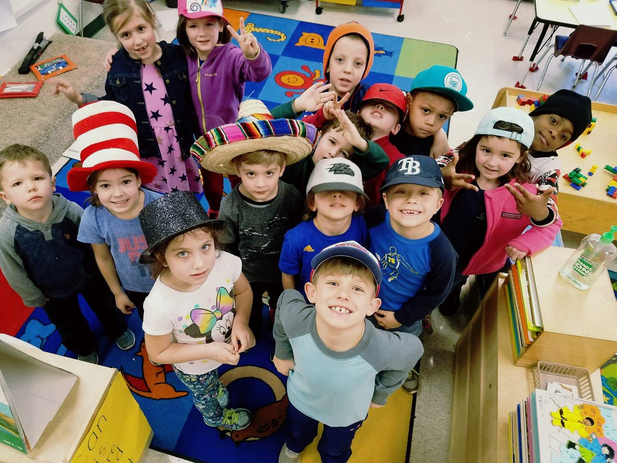 WhitakerWSFCS's tweet image. Making a Hatifference @WhitakerWSFCS! Hat day raises $529 for AFTeachers' Operation Agua. Funds buy 17 in-home water purifiers for PR families during #multiculturalweek #PuertoRico #wsfcscv #cleanwater