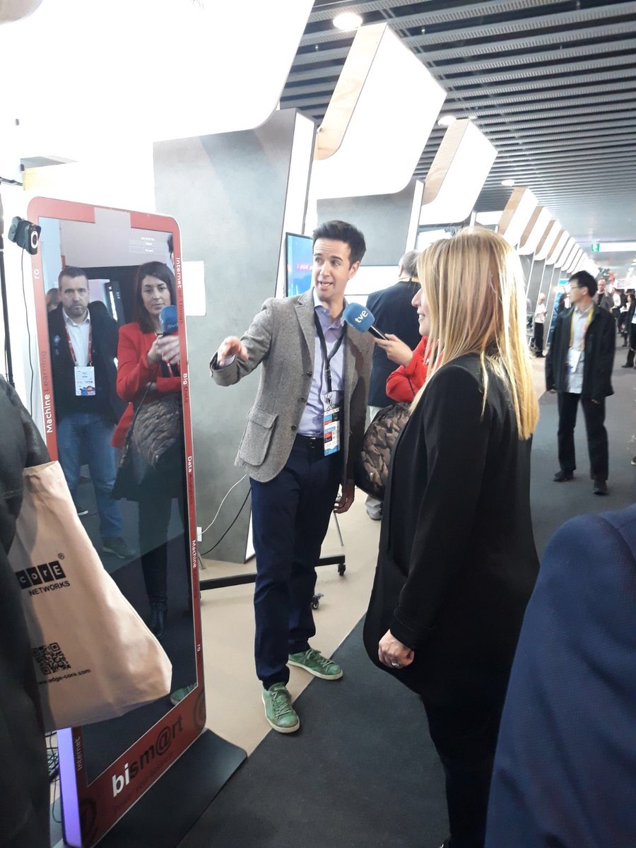 IsernAlbert's tweet photo. WATCH US AT TVE PRIME TIME NEWS! https://t.co/bDhmGCJBHs We are totally excited with the #MWC18 success #BigDataSavesLives #IntelligentVideoWalls #Artificial_Intelligence #MobileWorldCongress2018 @rtve @tve_tve @accio_cat @tic @msPartner @MSAdvAnalytics #streetmarketing https://t.co/fRNIE9jLWB