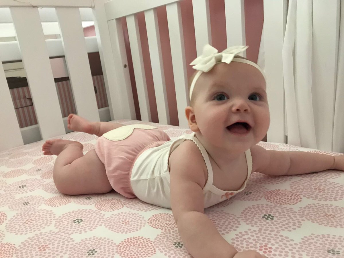 AmandaWare1's tweet photo. Vote for Aria D in the @BondsAus baby Search 😍😍😍 

https://t.co/TKZmmLYs7Z 

Make sure you click on the link in the email to confirm your vote! https://t.co/5chnxhKjsX