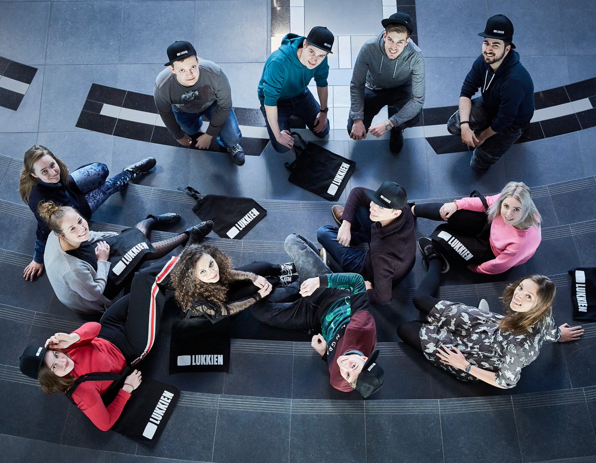 Afgelopen maand zijn binnen Lukkien deze toppertjes begonnen met hun stage! Ben jij ook op zoek naar een gave stageplaats vanaf september 2018? Check onze stageprofielen via onderstaande link en we zien jullie sollicitaties graag tegemoet via stage@lukkien.com!