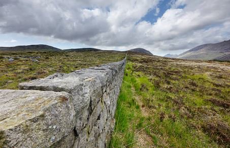 BBCgmu's tweet photo. You've heard of the Camino de Santiago but what about the Columban Way? A proposed route would trace the footsteps of Columbanus or the 'Bangor Monk' as he's known would take in the Mourne mountains, the shores of Strangford Lough and the Bangor Coast - more on this before 8 https://t.co/KGqbQ4SF8U