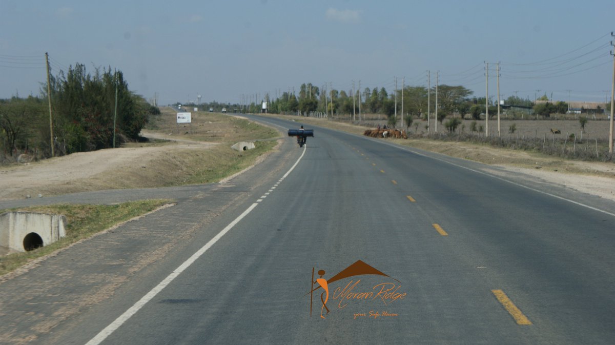 MoranRidge's tweet photo. Namanga Road knows no traffic congestion... Take a road trip this weekend and pass by @MoranRidge and find out why we are the best investment plan along that road. #ResolutionYa2018NiKaPlot https://t.co/kBs6hix73J