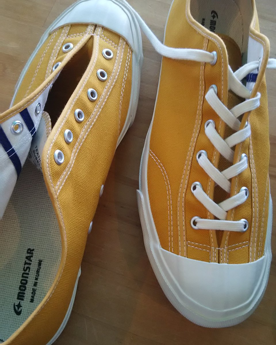 Phillip66maki's tweet photo. moonstar
GYM CLASSIC
MUSTERD
8500yen +tax
MADE IN KURUME
#moonstar #gymclassic #MUSTERD #madeinkurume #madeinjapan #sneaker #スニーカー #1960s #復刻 #トレーニング #お洒落さんと繋がりたい #スニーカー好きな人と繋がりたい https://t.co/JEYWgNDYwP