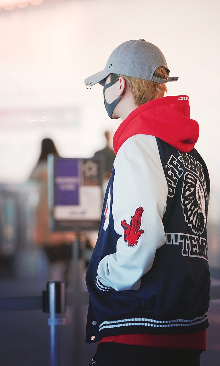 #鹿晗 #LUHAN #루한 
180302 ✈️
Precious things are very few in this world. That is the reason there is just one you.