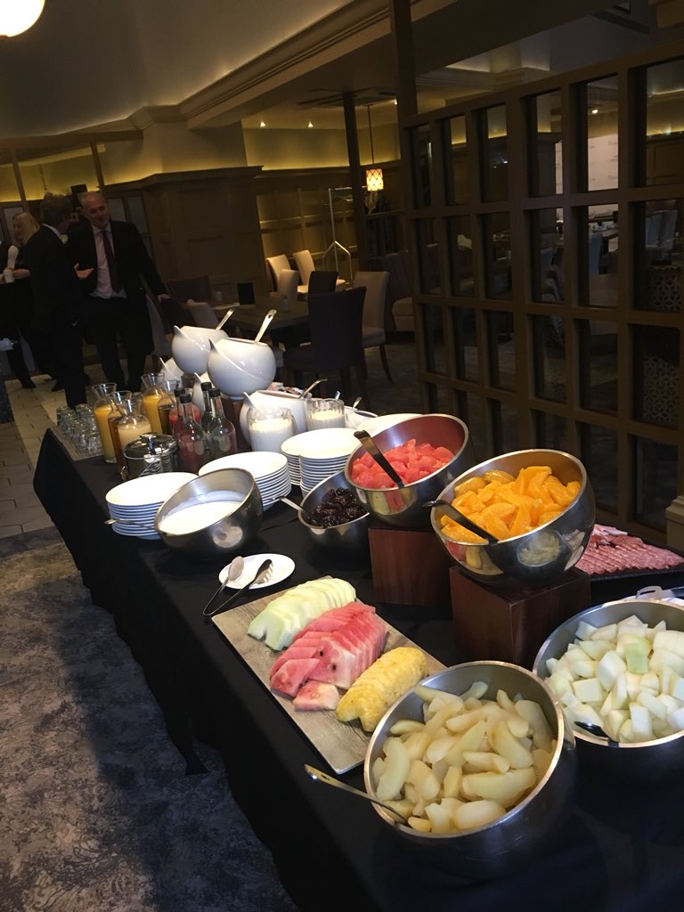 TheClubbySarah's tweet photo. Looking forward to welcoming guests #theProfileClub @TheMidlandQ #topexecs #manchester https://t.co/qUHmMdYAGN
