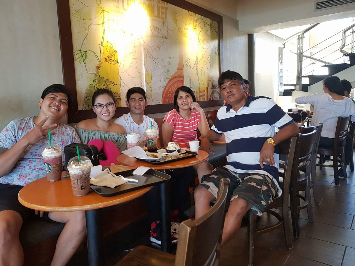 JosefCallado's tweet photo. Quality time with my nhie and with her family at SB Tagaytay ❤❤❤ https://t.co/TH6CEFUZQA