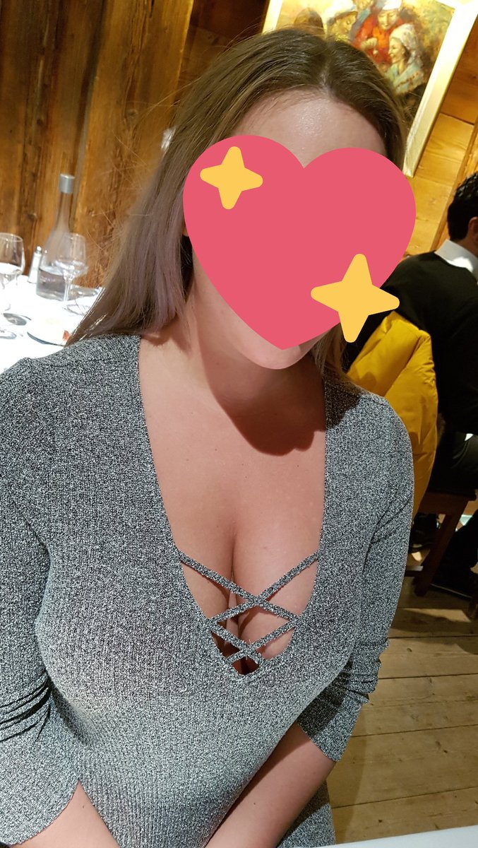 MayfairPatrick's tweet photo. Daddy Bear's favourite winter's  dress 🔥😍💋 https://t.co/WA1AbnQCNY