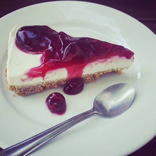 Sometimes it's just about a slice of cheesecake. 😊 ift.tt/2FdZpaG