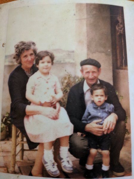 angelportoles's tweet photo. Aquí os dejo mi aportación al proyecto #peopleplacesstories ¿Qué piensas y sientes que es el #patrimoniocultural?  https://t.co/BLQnKumRMq #patrimoniuji @peuuji @UJI_noticies #EuropeforCulture #FaroConvention https://t.co/it9MpngTKp