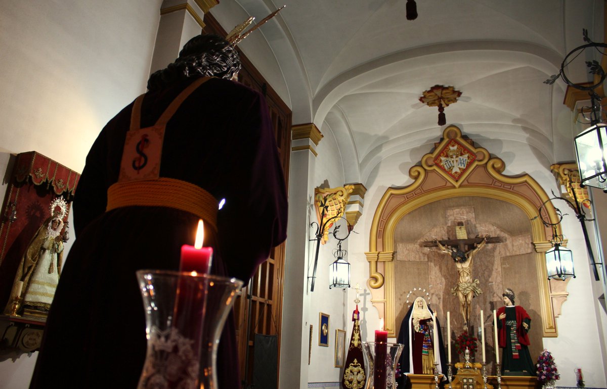 "No hay cosa tan eficaz para curar las llagas de nuestra conciencia y purgar y perfeccionar nuestra alma, como la frecuente y continua meditación de las llagas de Cristo y de su Pasión y Muerte" (San Bernardo)
