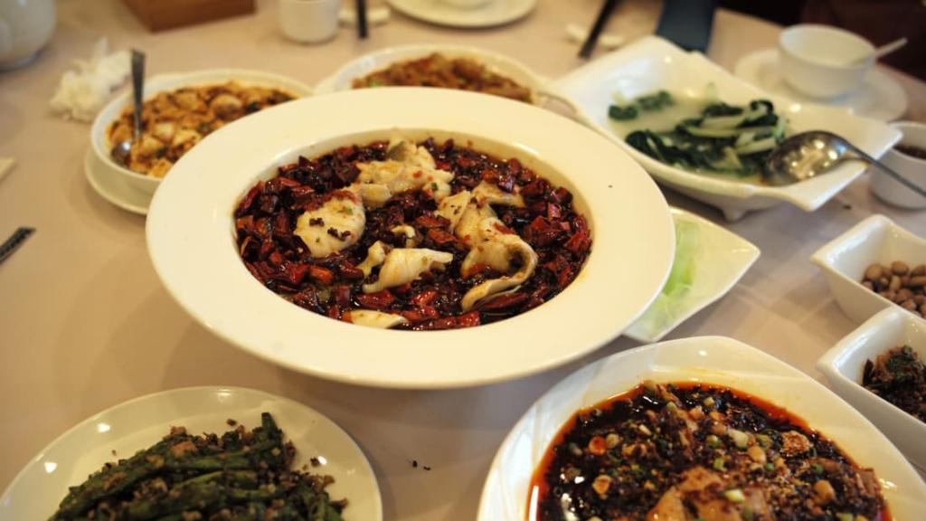 CNNTravel's tweet photo. Numbingly hot, sweet, sour, savory and nutty -- the best of Sichuan food. https://t.co/fLIX7RR9Bq https://t.co/hwHH7GRdoJ
