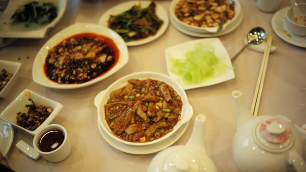 CNNTravel's tweet photo. Numbingly hot, sweet, sour, savory and nutty -- the best of Sichuan food. https://t.co/fLIX7RR9Bq https://t.co/hwHH7GRdoJ