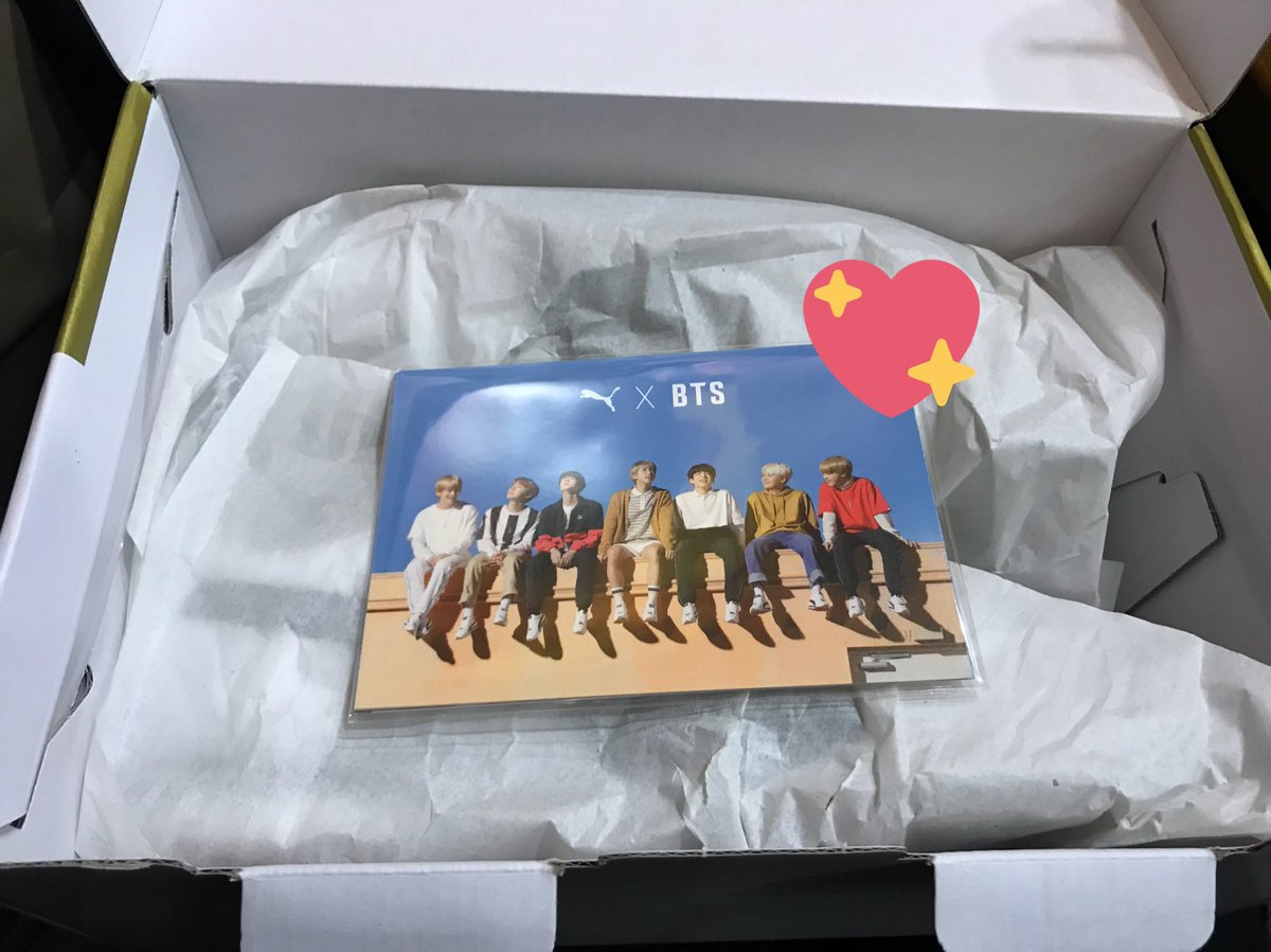 seoulwink's tweet photo. [LIMITED PRE-ORDER] 
BTS x PUMA TURIN

P4800 + local SF

message us w your size (no half size)

cut-off: 6PM mnl time https://t.co/mSWe3nHbql