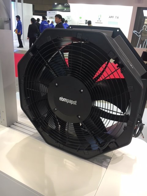 ebmpapst_JP's tweet photo. ＃HVAC＆R 2018 #Japan 弊社の最新モデルを見逃した方はこちらをどうぞ。In case you missed our product highlights. You can see some of them here. #ebmpapst #RadiPac #AxiCool #RadiFit #FanGrid  https://t.co/OJS5ELBlDV https://t.co/cRsc1LjLwB