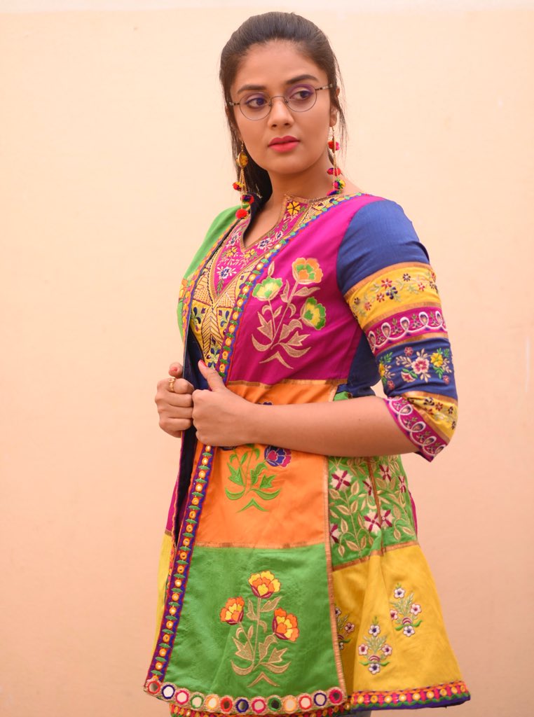 MukhiSree tweet picture