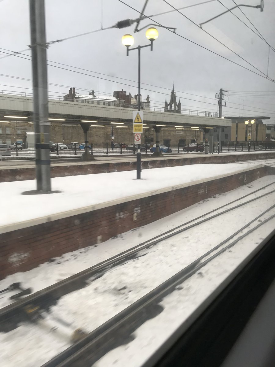 GaryAPhilipson's tweet image. Here we go!! #Snowmageddon #TrainFun