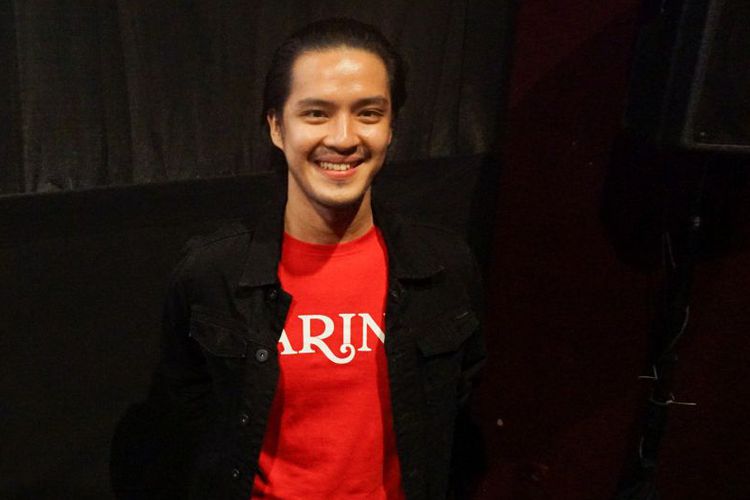 iSwaraJKT's tweet photo. Setelah 4 tahun vakum menyanyi kali ini @morganoey dipercaya untuk menyumbangkan suaranya sebagai lagu tema film Arini: Masih Ada Kereta yang Akan Lewat. Morgan menyanyikan 2 lagu sekaligus, yakni "Do You Realy Love Me?" dan "Mencintaimu" yang dipopulerkan Krisdayanti. #IFakta https://t.co/xWvvTYa4u5