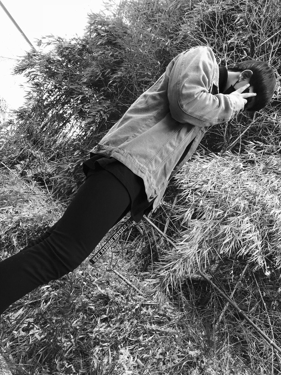 KcIdUEjo1gXHVdK's tweet photo. タグ🌸🌺

春から高校生

#韓国人でも仲良くしてくれる人RT #美男美女と繋がりたい #雰囲気嫌いじゃないよってひとRT #すこしでもいいなと思ったらいいね 
#いいねした人全員フォローする #お世辞でもオルチャンって言ってくれる人RT https://t.co/qVb3v8ygJf