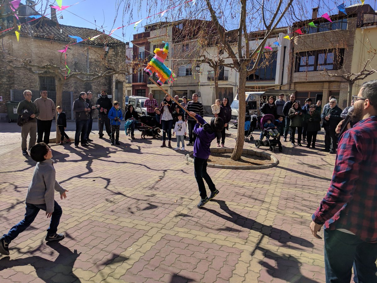 angelportoles's tweet photo. Último día para enviarnos vuestras aportaciones sobre qué piensas y sientes que es el #patrimoniocultural Os dejamos todos los detalles https://t.co/VqkO34Hy8g #peopleplacesstories #EuropeForCulture #FaroConvention #patrimoniuji @peuuji @UJI_noticies https://t.co/A6F0zmh6yY