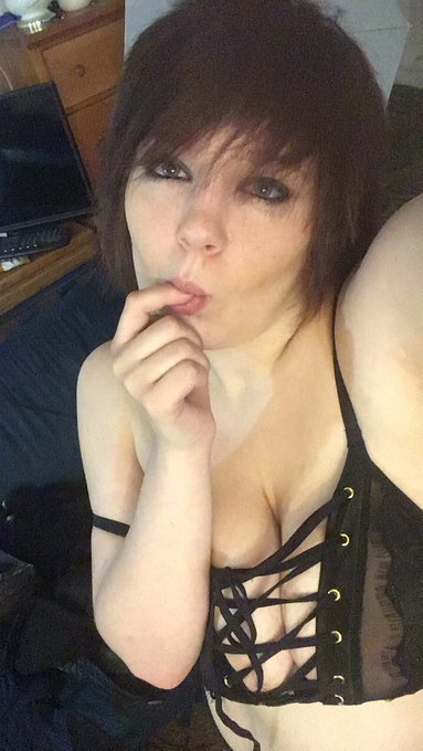 Good night and naughty dreams 💋 https://t.co/uvXFC7MZdS<a href="/tag/newprofilepic"class="tags"><span>#newprofilepic</span></a>