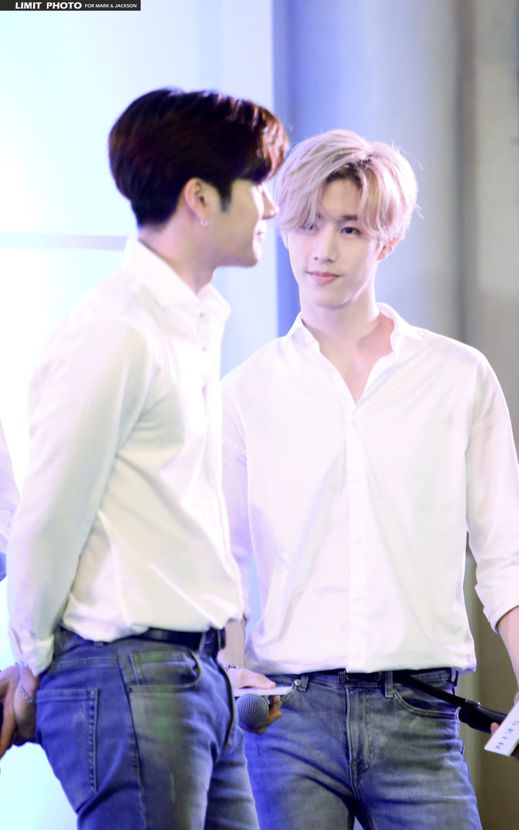 ______Limit tweet media