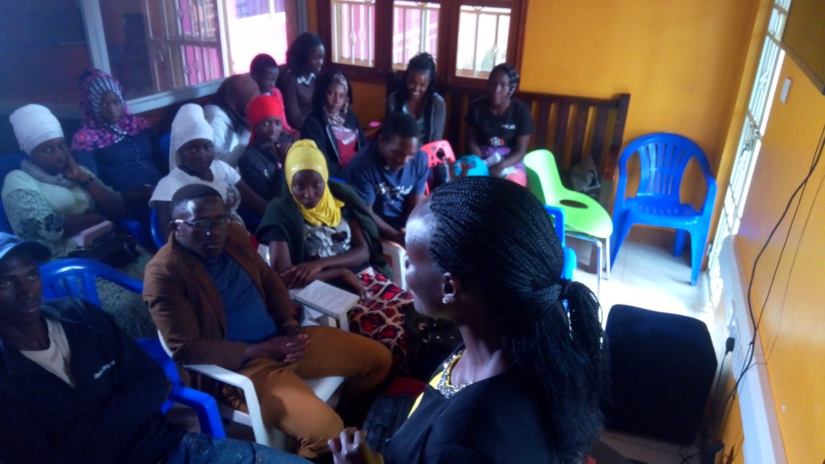 MangoIncUG's tweet photo. Everyone is a leader in there own way. You just need the right environment @PlanGlobal @PlanUganda @CapSUF @reachahand @Leticiaritah 
#BecauseAmAGirl #BeboldforChange #BooksBeforeBabies @biaagcanada @Biaag #sustainable #SmartupFactory https://t.co/DaWnPExkKZ