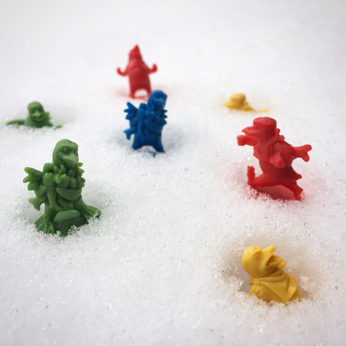 #snowday2018 so time for some #snowfun 😋 Broke out the Hey That's My Fish penguins so they could play in the snow ❄️❄️