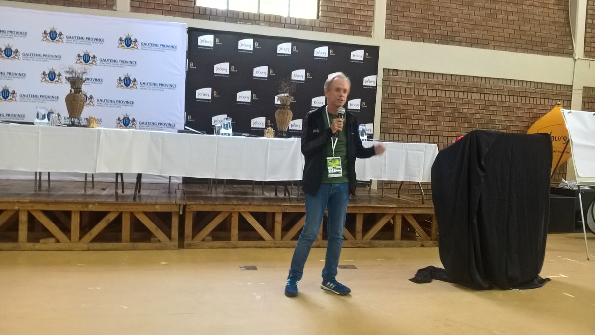Nomazwe3's tweet photo. "There was no prize money during our time...says Bruce Fordyce, popular comrades marathon winner @ #RecreationSummit @GautengSACR https://t.co/l9lo8KEBos