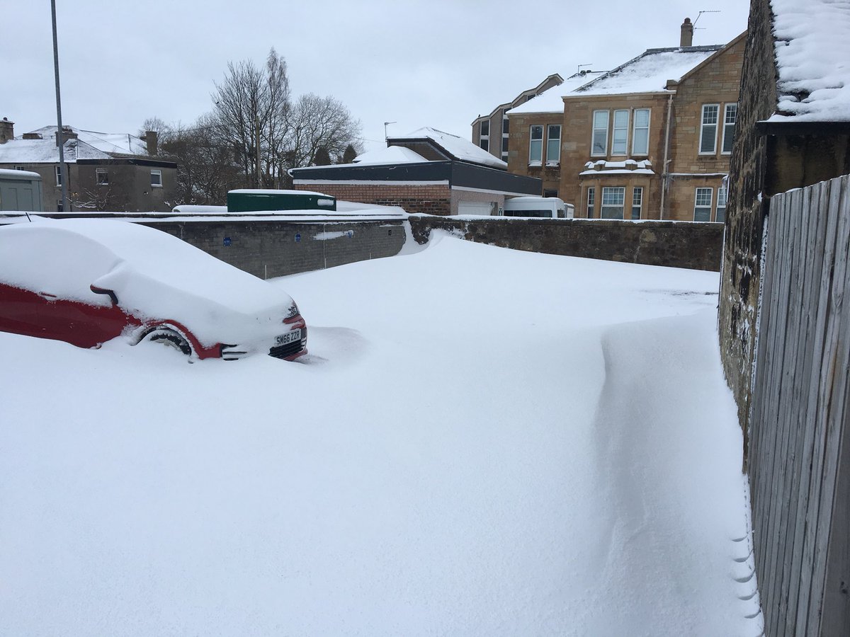EdenCG's tweet photo. Great effort this morning #teamHowgate #BeastFromTheEast #TheShowMustGoOn ๐โ๏ธโ๏ธweโre open too but not sure where 2 start with our car park ๐ค https://t.co/7XtBoTVUKw