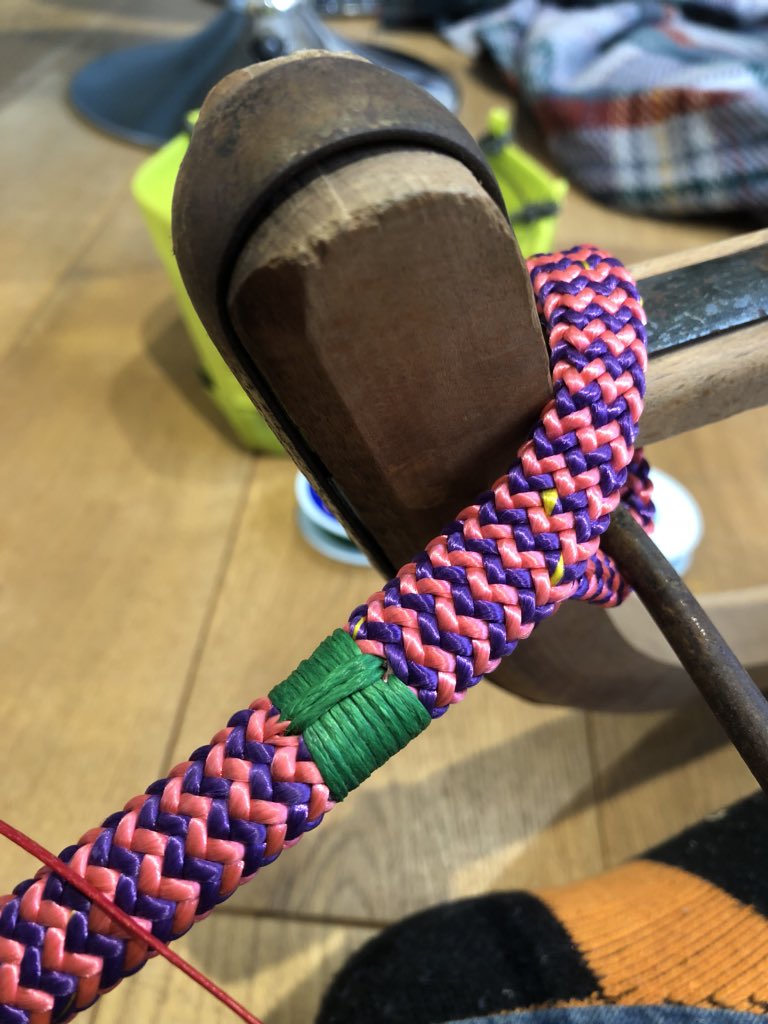 Wildlofthouse's tweet photo. Snow day so new pull rope for the sledge, went slightly overboard...#splicing https://t.co/ZwXh5WmZs4