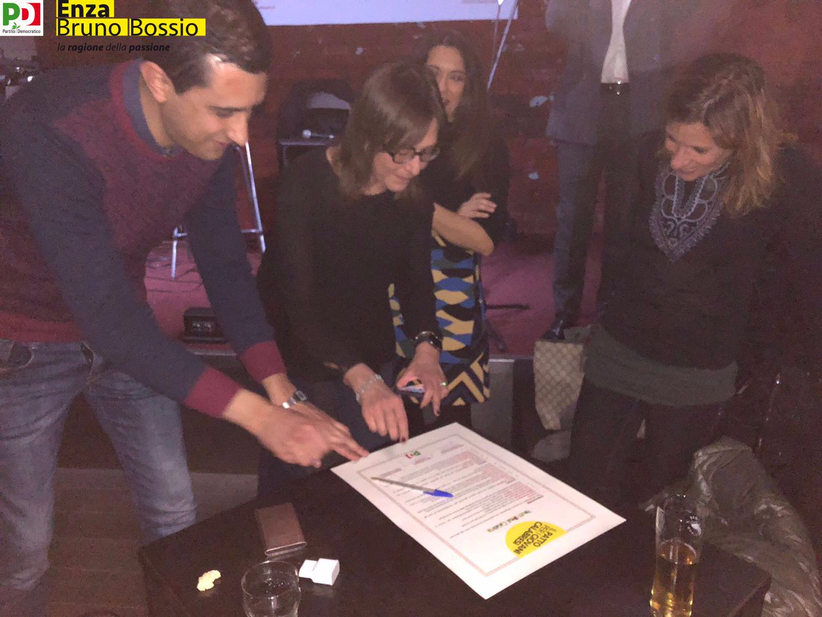 enzabrunobossio's tweet photo. Youth Deal Calabria, un impegno in 20 punti per rispondere alle esigenze dei Giovani. Con Pina Picierno e Mario Valente abbiamo deciso di rispondere a questo appello con un patto che porteremo avanti nella prossima legislatura. #scegliPD #2marzo https://t.co/UU49SiGA8e